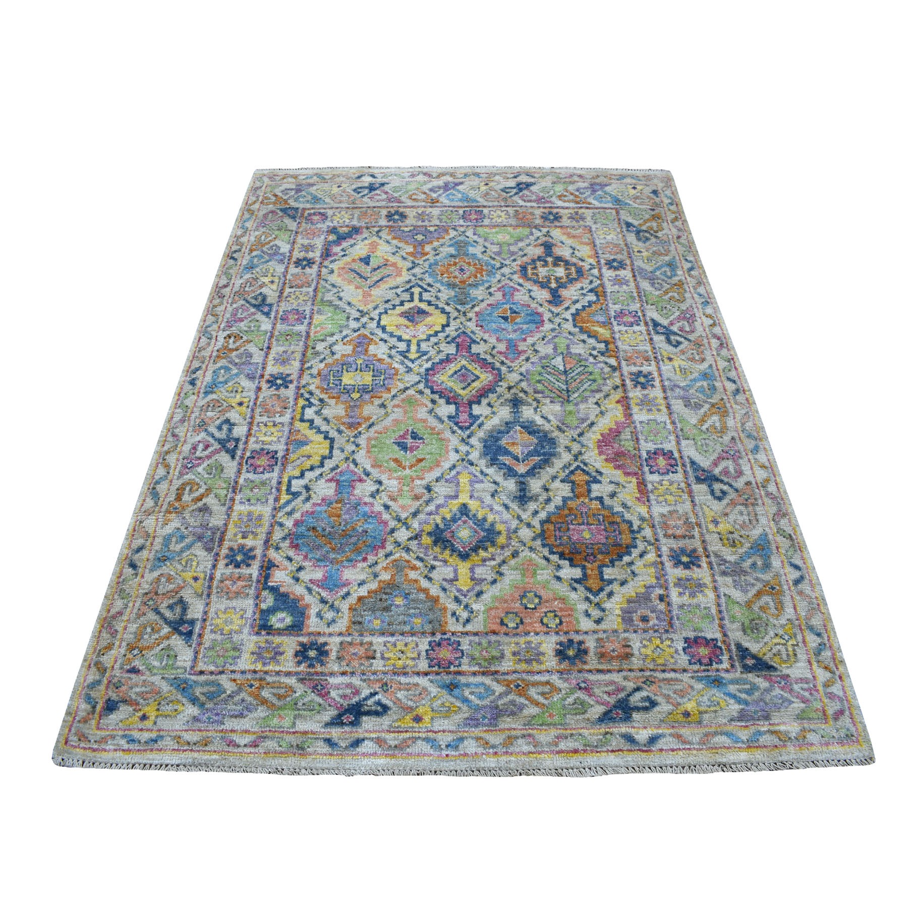 Traditional Wool Hand-Knotted Area Rug 6'10
